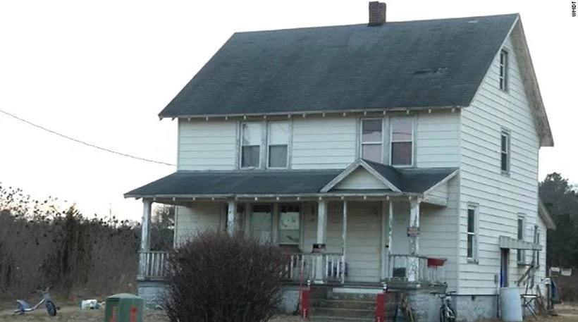 Νέα υπόθεση βασανισμού παιδιών συγκλονίζει τις ΗΠΑ: Λεσβίες τα έδεναν και τα ξυλοκοπούσαν ανελέητα